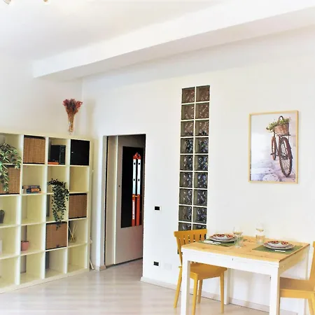 Apartman Enchanting In The Heart Of Bologna